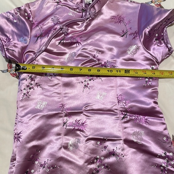 Girl’s silk Chinese dress Size: 18 - Picture 6 of 8
